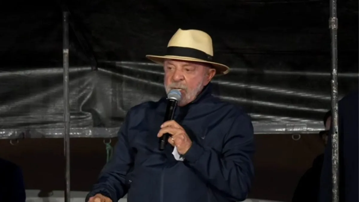 Lula ataca bets em SP e rebate manifesto de clubes